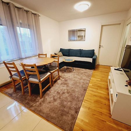 Apartment Silvia Загреб Екстер'єр фото