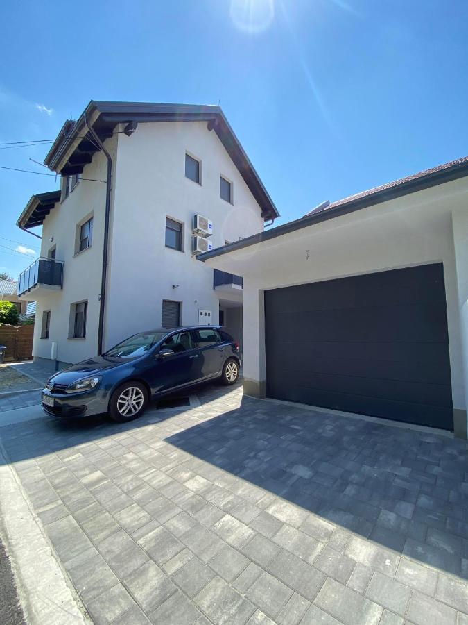 Apartment Silvia Загреб Екстер'єр фото